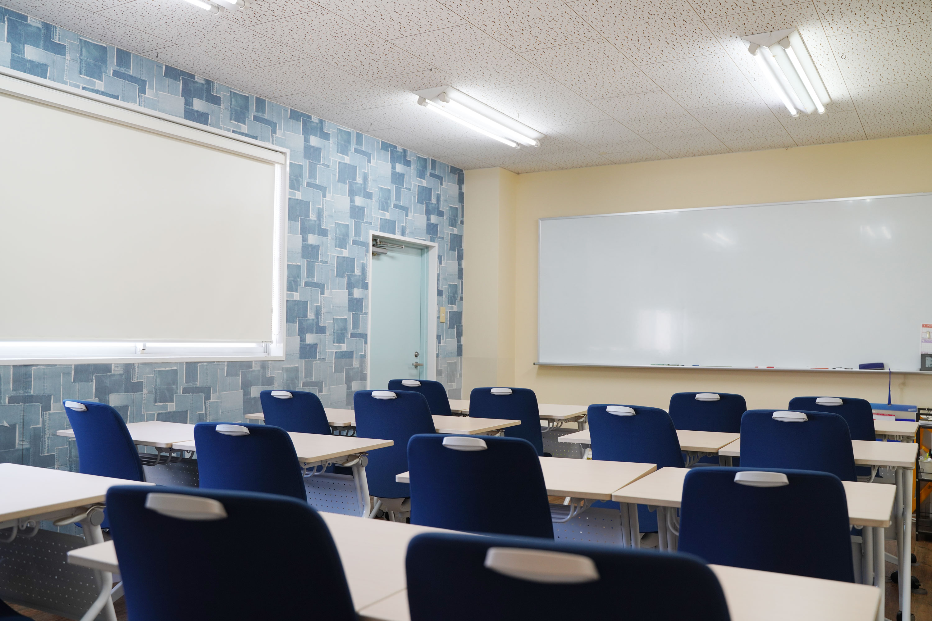中学生教室2の教室風景
